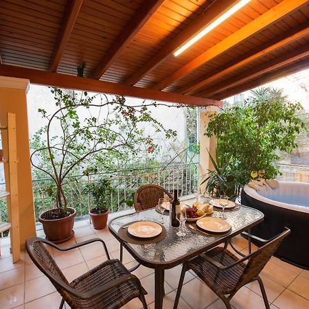 Luxury katrinas apartment with outdoor jacuzzi Corfu  Zewnętrze zdjęcie