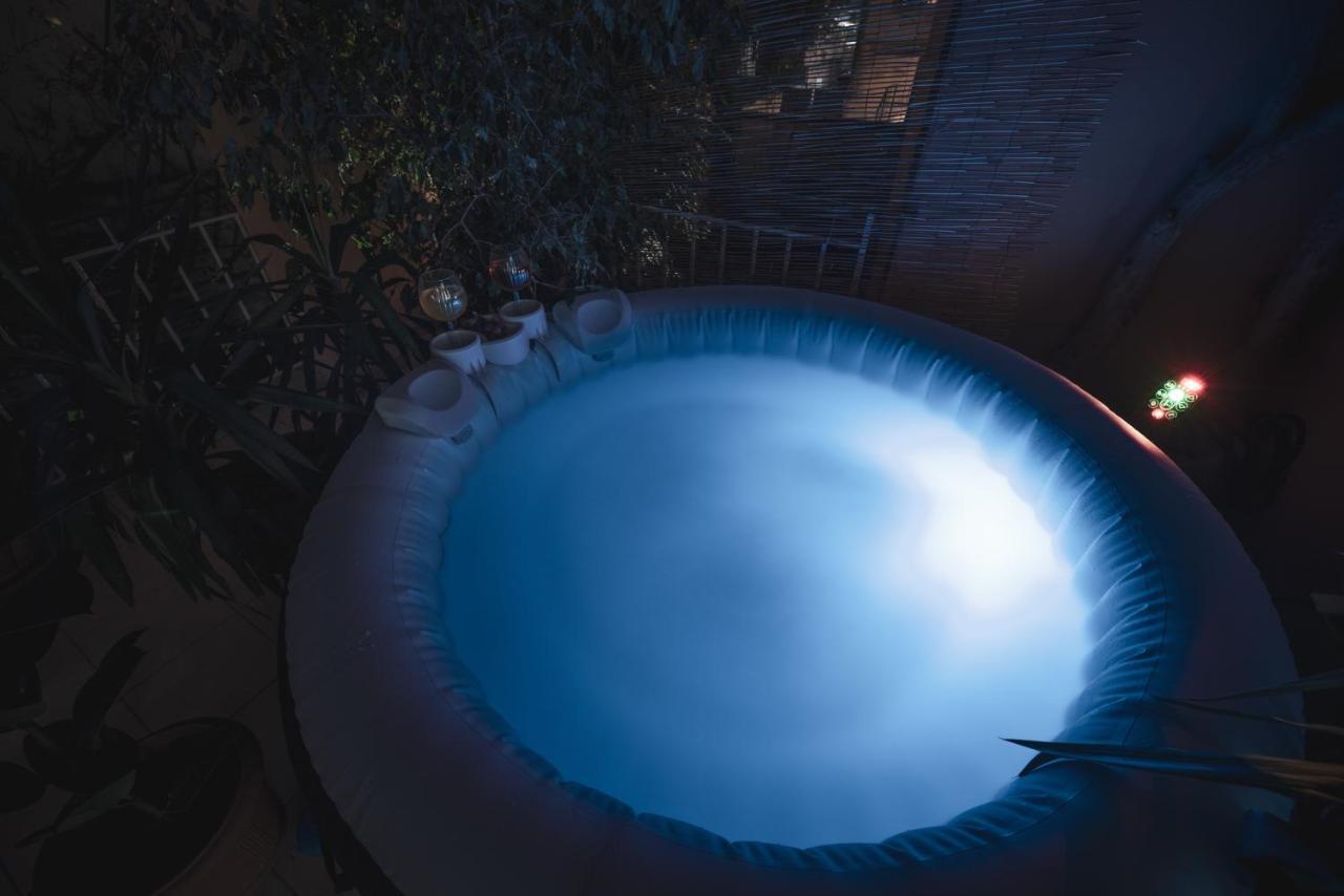 Luxury katrinas apartment with outdoor jacuzzi Corfu  Zewnętrze zdjęcie